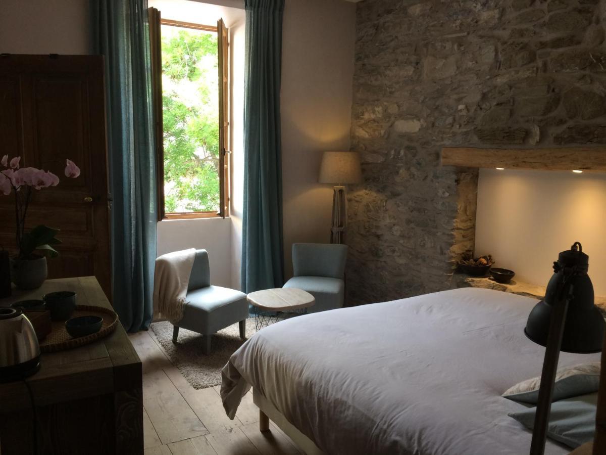 Le Val D'Ailleurs Bed & Breakfast Jausiers Exterior photo